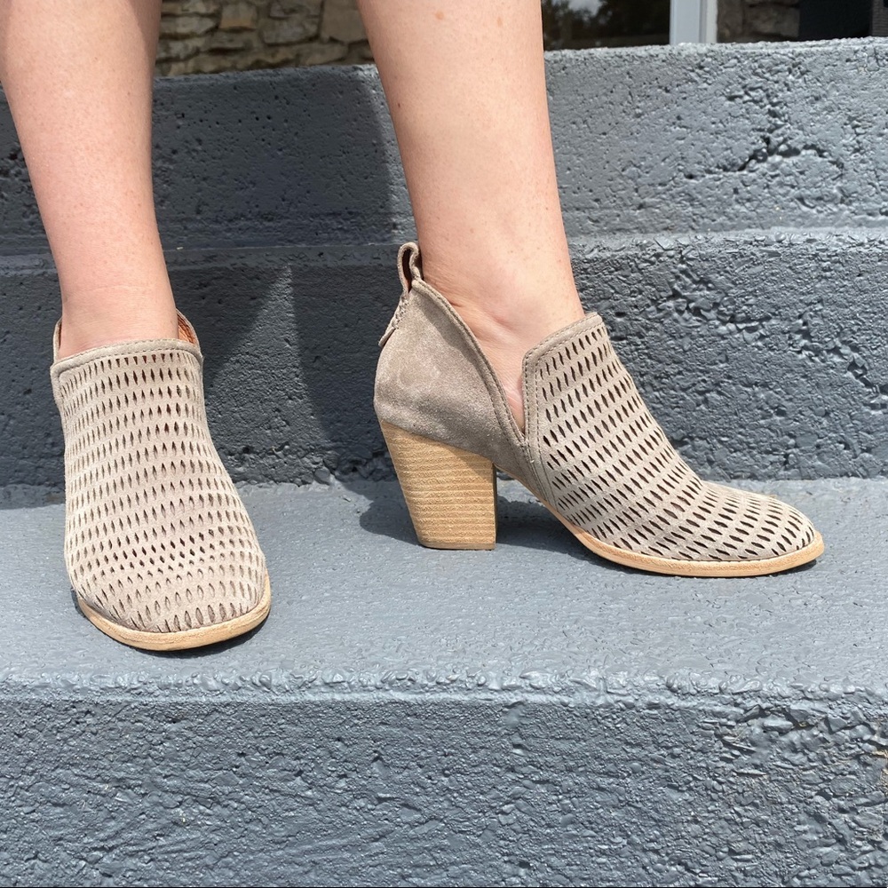 Jeffrey Campbell Rosalee Ankle Boots